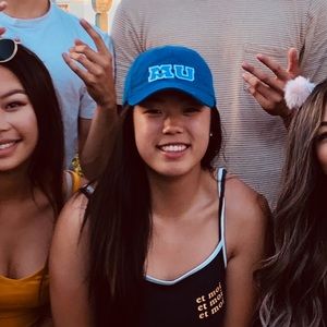 Meet your Posher, Alison